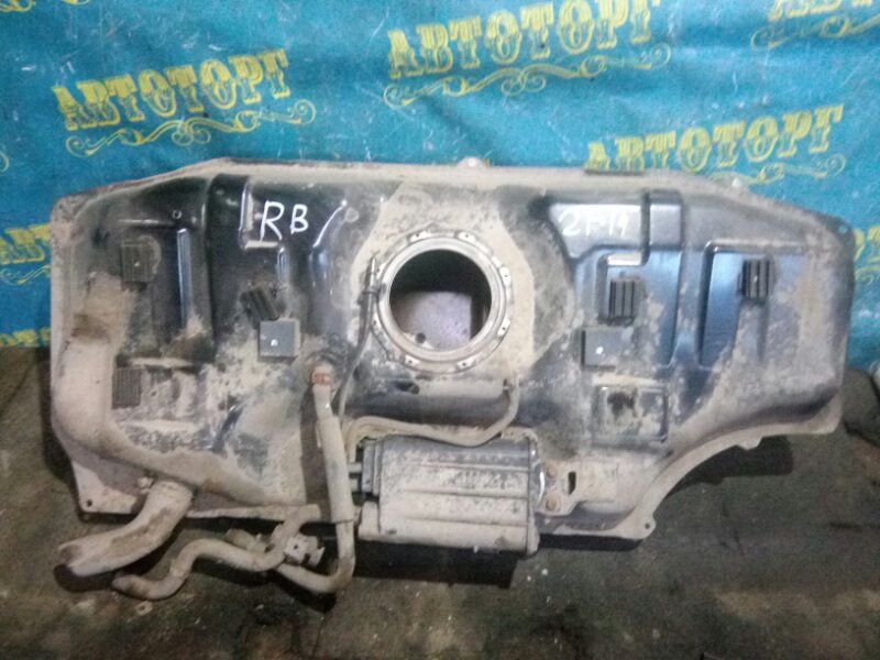 Бензобак Hyundai Solaris RB G4FC 2012
