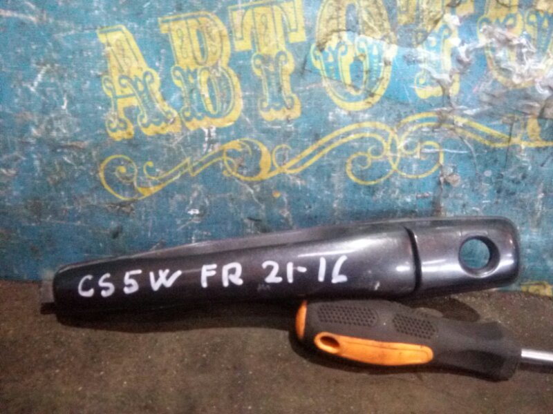Ручка двери внешняя Mitsubishi Lancer Cedia CS5W 4G93 2001 передняя правая