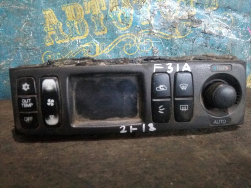 Блок управления климат-контролем Mitsubishi Diamante F31A 6G73 1995