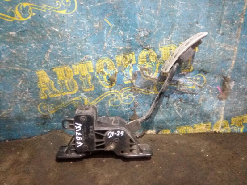 Педаль подачи топлива Mitsubishi Pajero V97W 6G75 2007