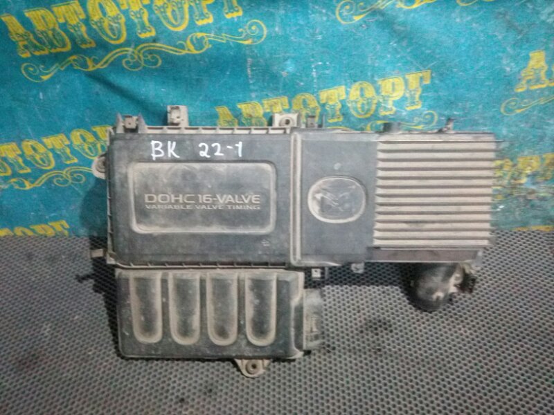 Корпус воздушного фильтра Mazda 3 BK Z6 2004