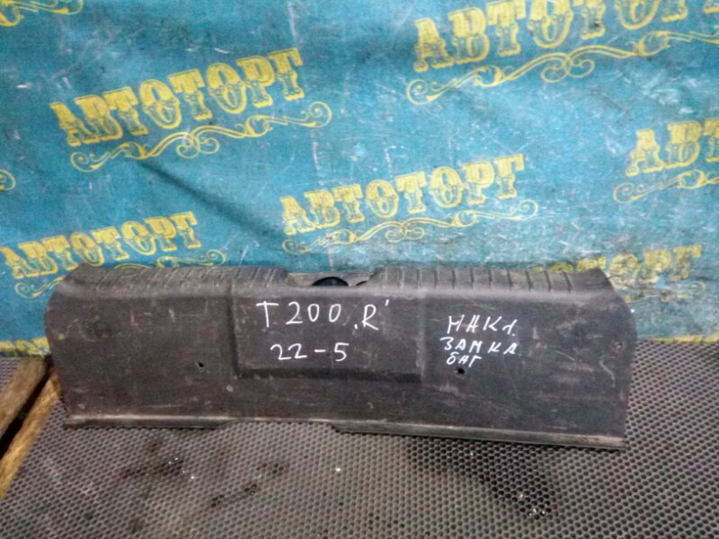 Накладка замка багажника Chevrolet Aveo T200 F14D3 2006