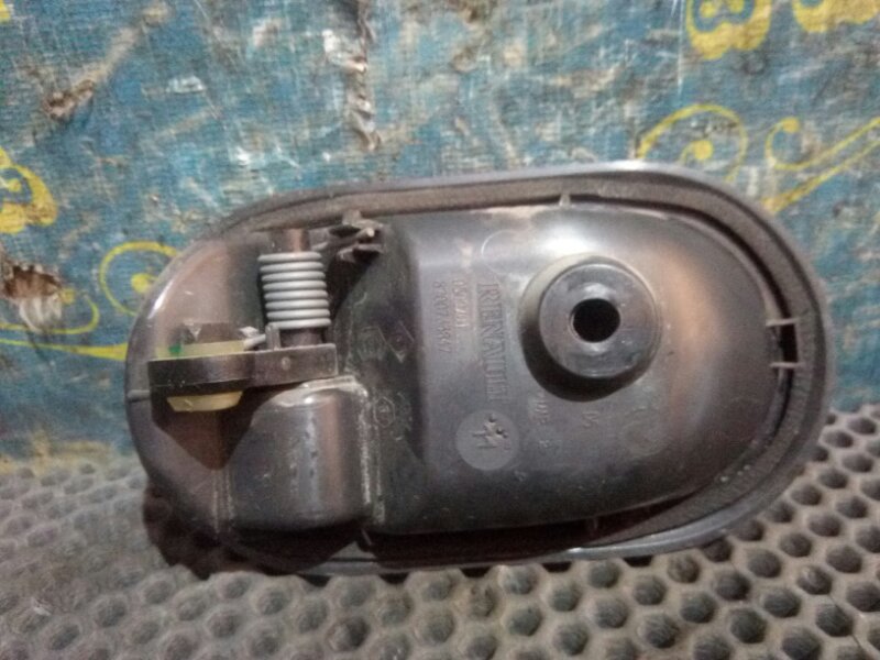 Ручка двери внутренняя Renault Sandero BS1Y K4MC697 2011 передняя правая
