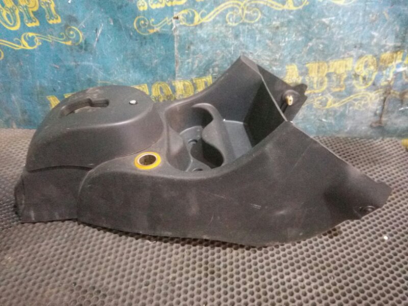 Консоль кпп Renault Sandero BS1Y K4MC697 2011