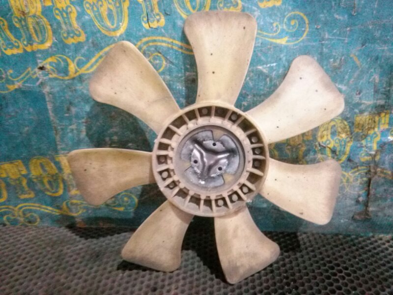 Вентилятор охлаждения радиатора Toyota Caldina 3S-FE