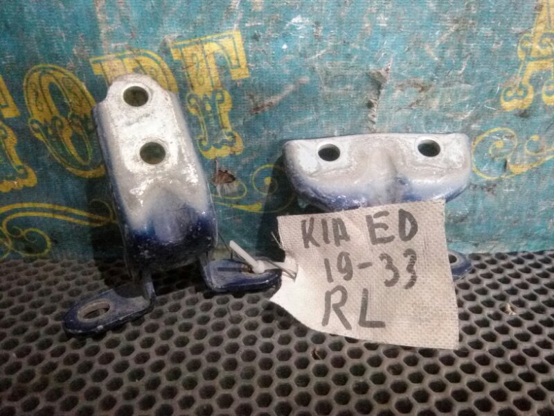 Петля дверная Kia Ceed ED G4FC 2007 задняя левая