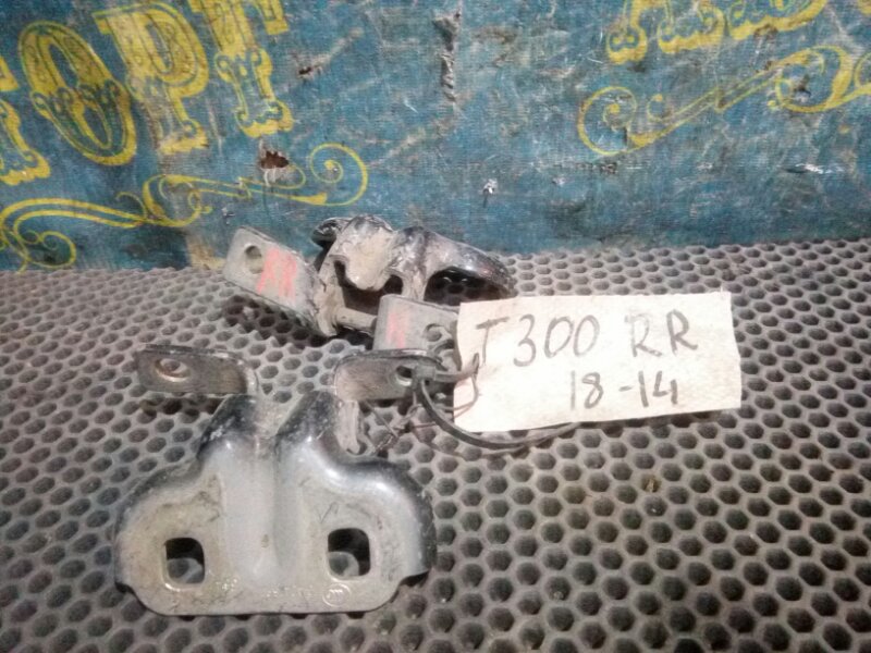Петля дверная Chevrolet Aveo T300 F16D4 2012 задняя правая