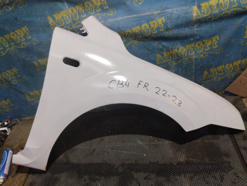 Крыло Ford Focus 2 CB4 HXJA 2006 переднее правое