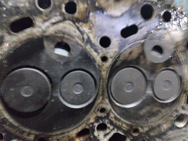 Клапан Toyota Carina CT210 2CT 1997
