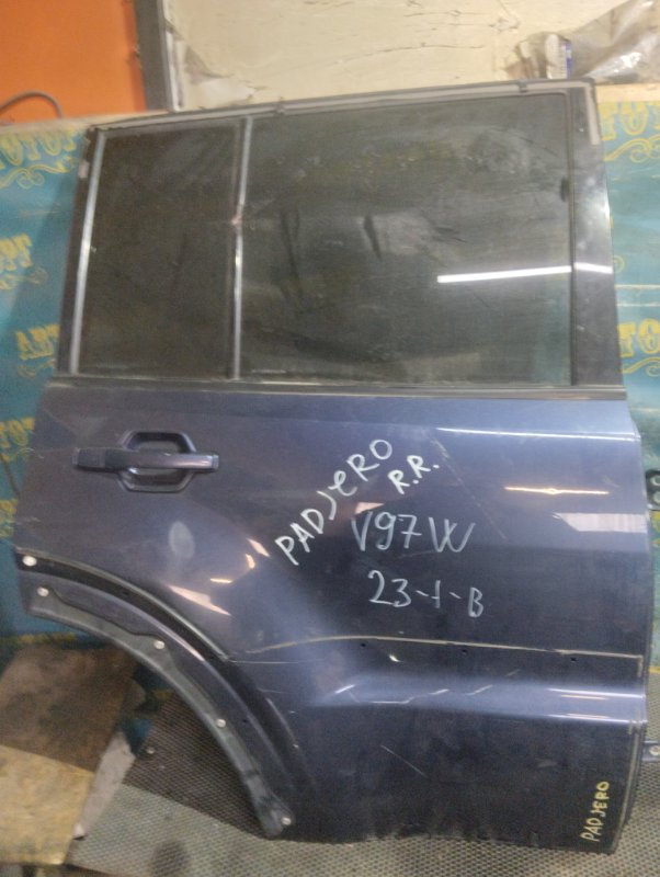 Дверь Mitsubishi Pajero V97W задняя правая