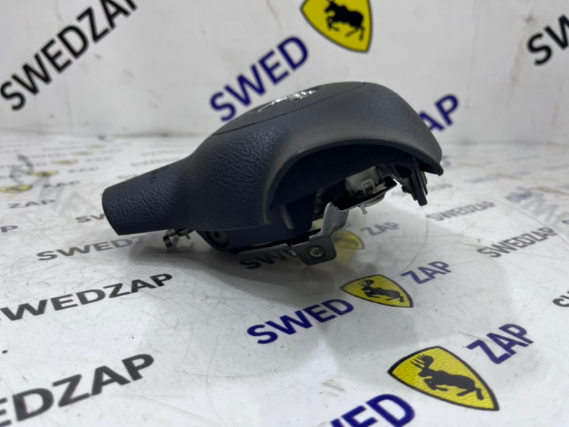 Подушка безопасности в руль Toyota Caldina 246 3SGTE