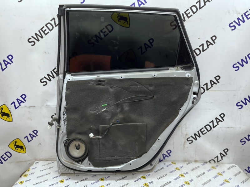 Дверь боковая задняя правая Caldina 246 3SGTE