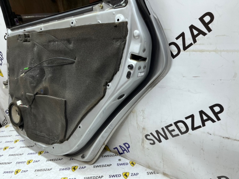 Дверь боковая задняя правая Caldina 246 3SGTE