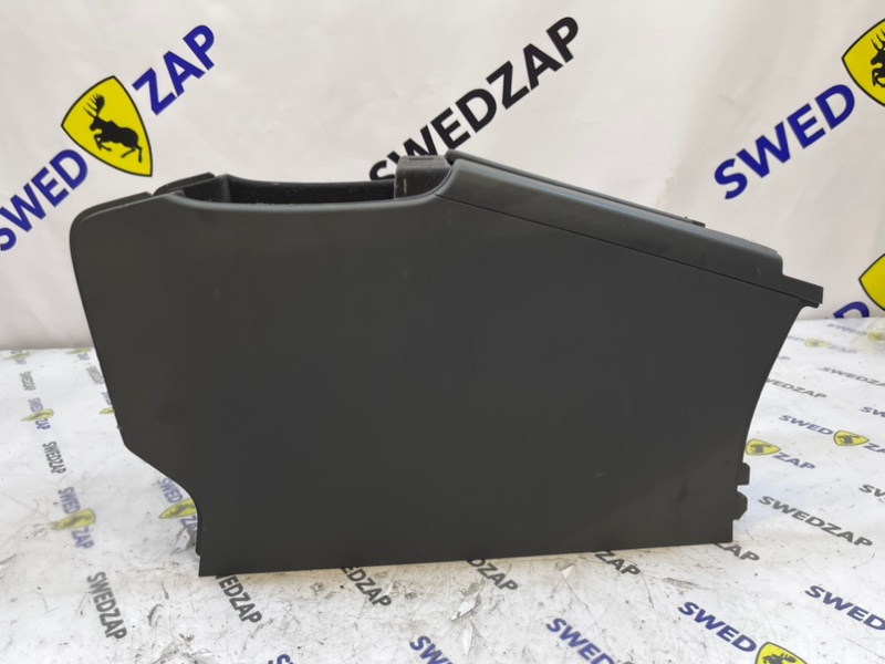 Подлокотник Volvo S60 B4164T