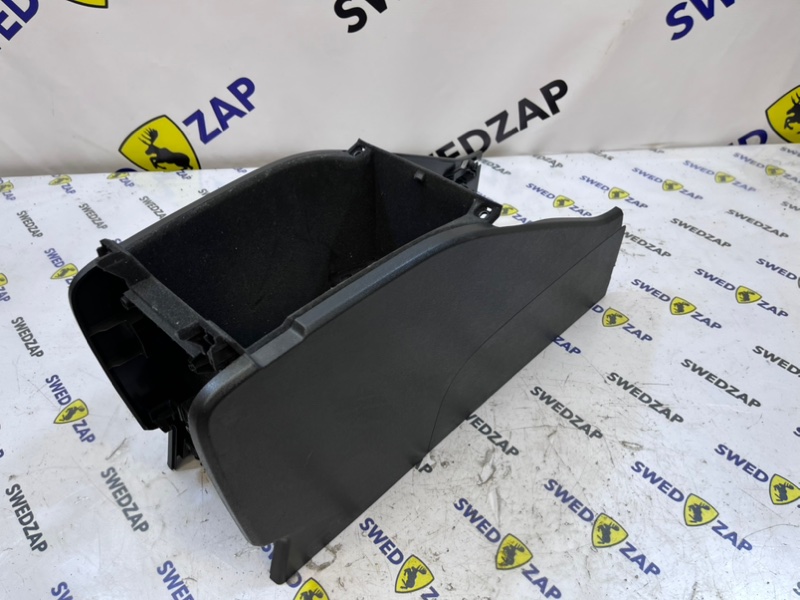 Подлокотник Volvo S80 2014 B6304T4 377798-OBL контрактная