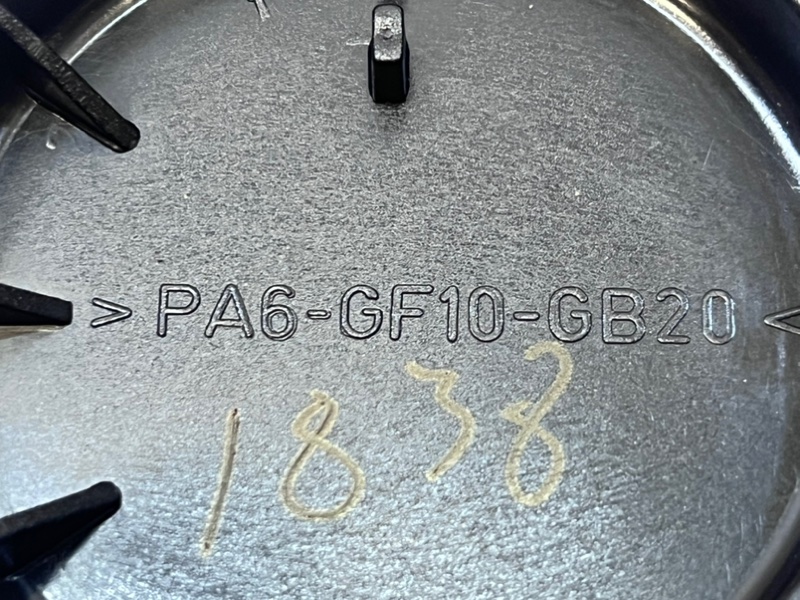 Крышка фары задняя S80 2009 B6304T Крышка фары задняя S80 2009 B6304T