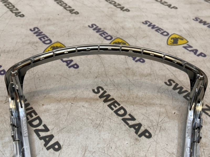 Накладка на руль S80 2014 B6304T4