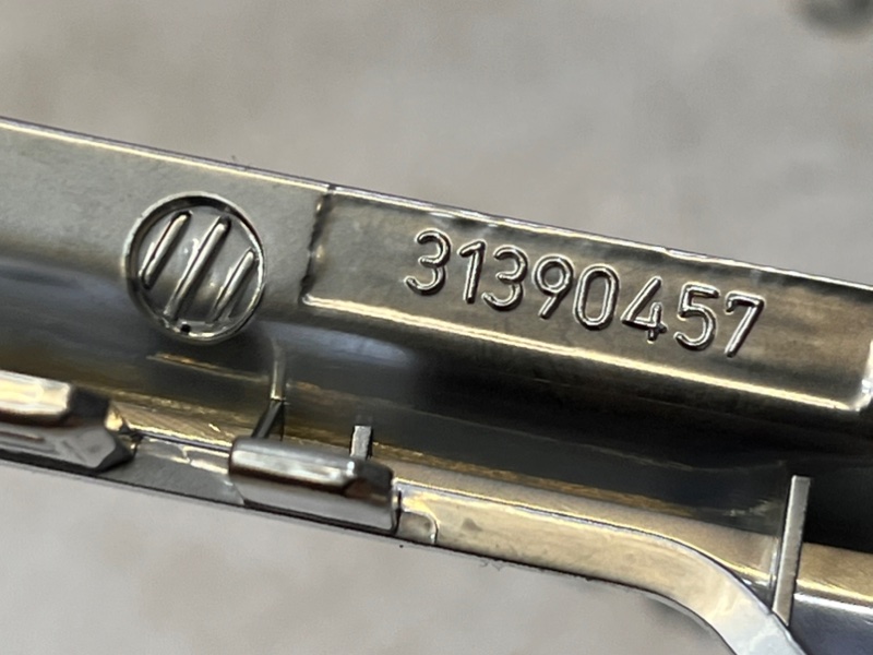 Накладка на руль S80 2010 B6304T Накладка на руль S80 2010 B6304T