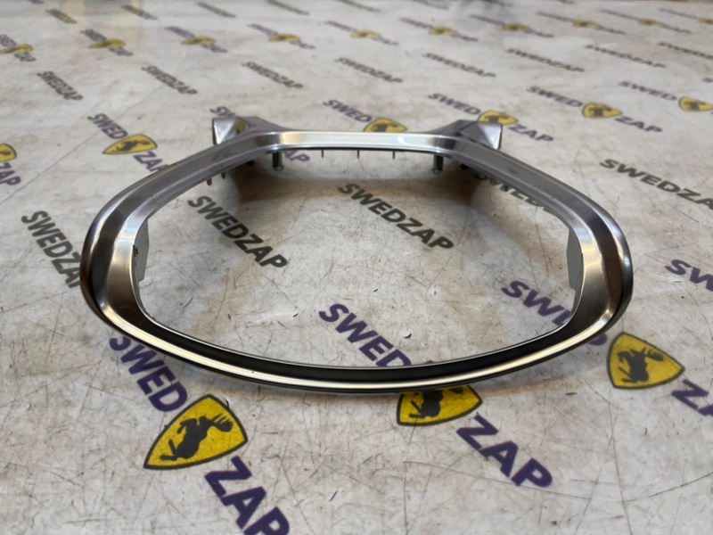 Накладка на руль XC60 2010 B6304T