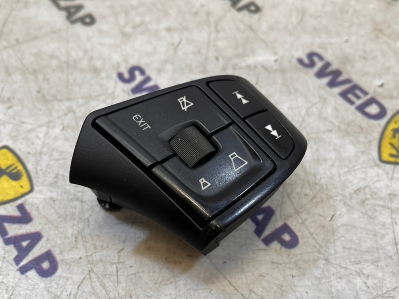 Блок кнопок руля Volvo XC70 2011 B6304T4 31318644 контрактная