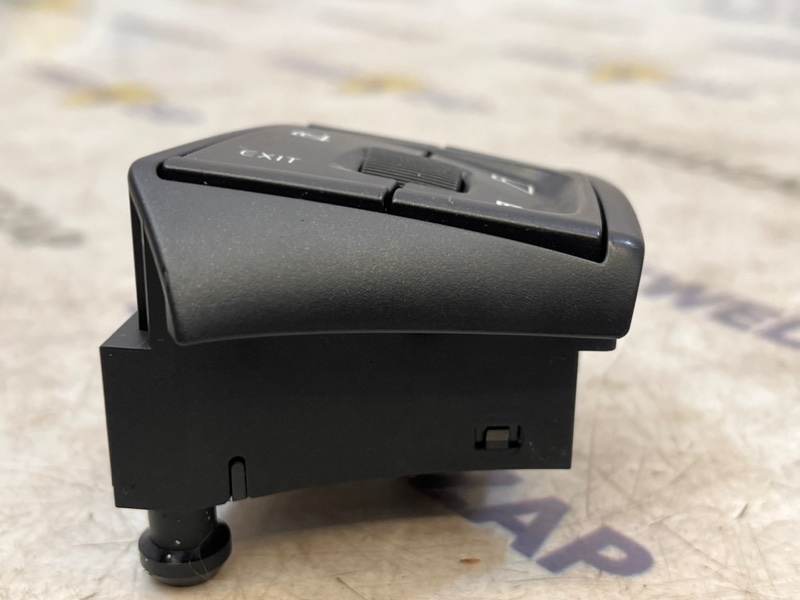 Кнопка громкости S80 2014 B6304T4