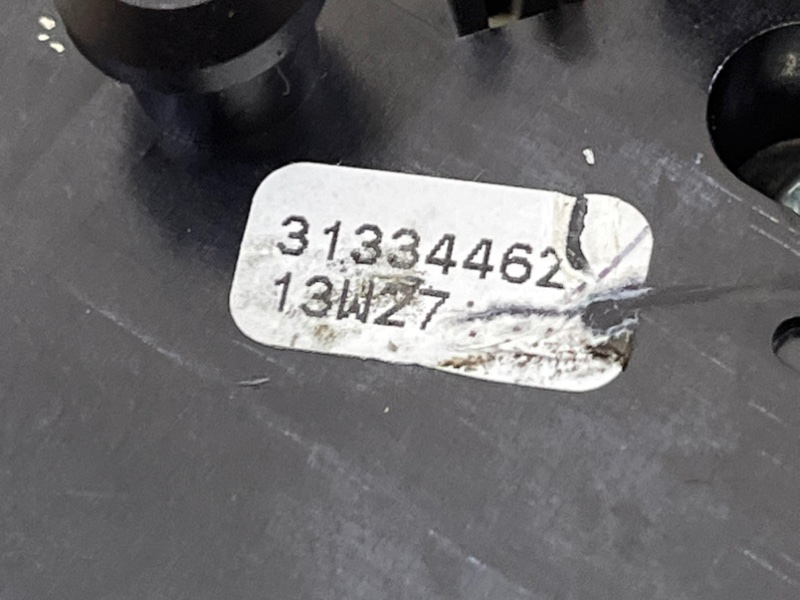 Кнопка громкости S80 2014 B6304T4