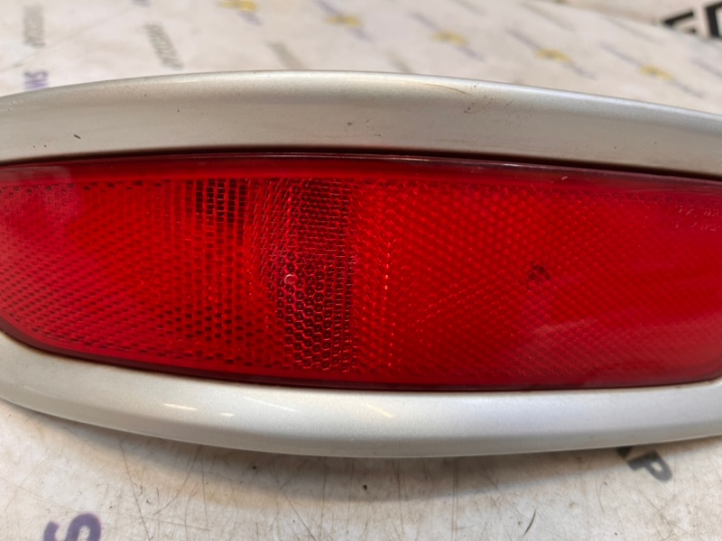 Катафот бампера задний правый Volvo XC70 B6324S