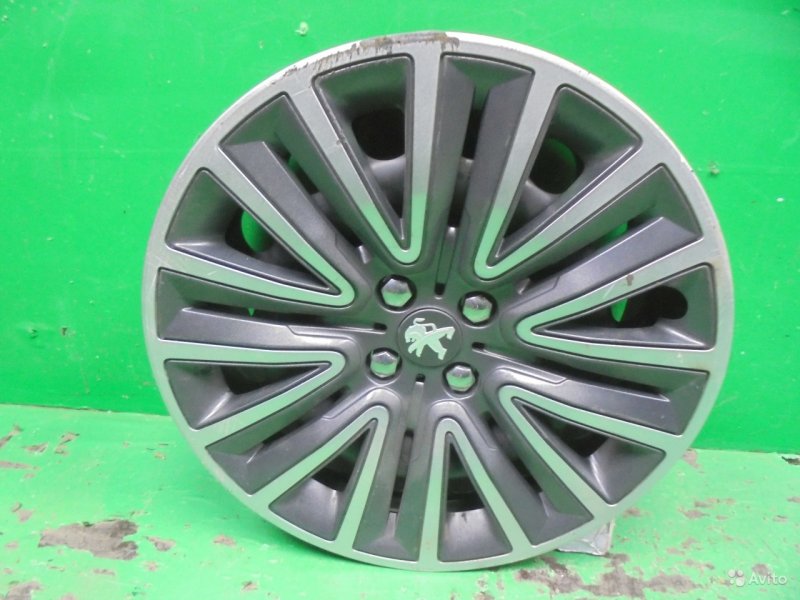 Диск Peugeot 2008 2013 (б/у) Диск Peugeot 2008 2013 (б/у)