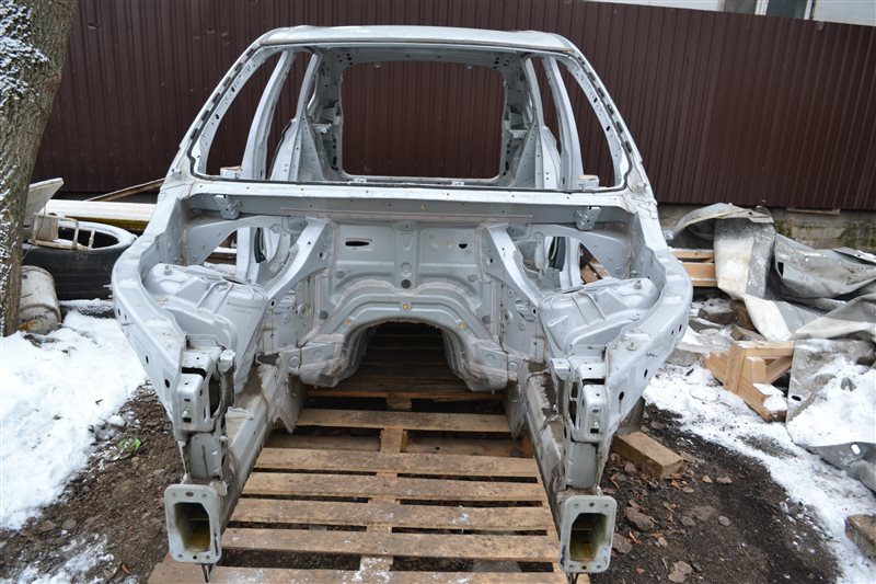 Кузов Bmw X3 F25 2010 (б/у) Кузов Bmw X3 F25 2010 (б/у)