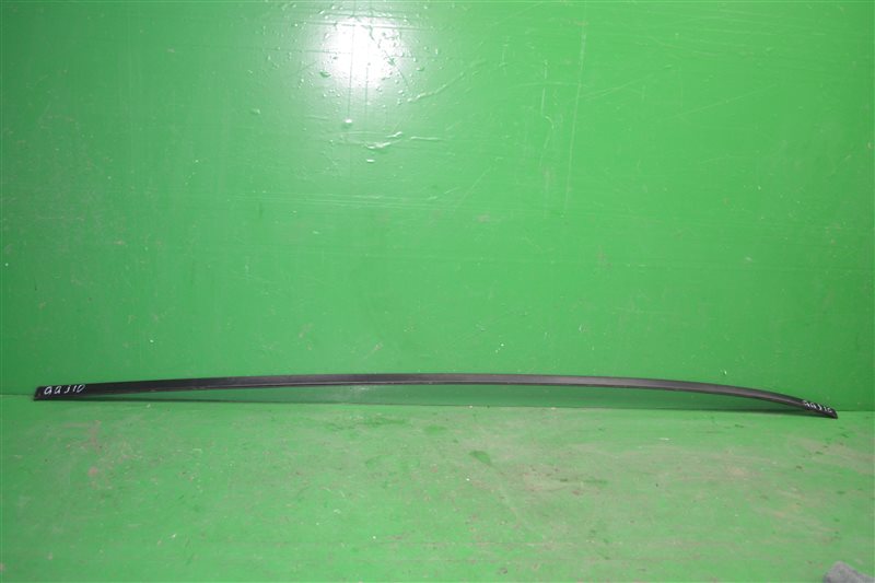 Накладка крыши Nissan Qashqai J10 2006 правая (б/у) Накладка крыши Nissan Qashqai J10 2006 правая (б/у)