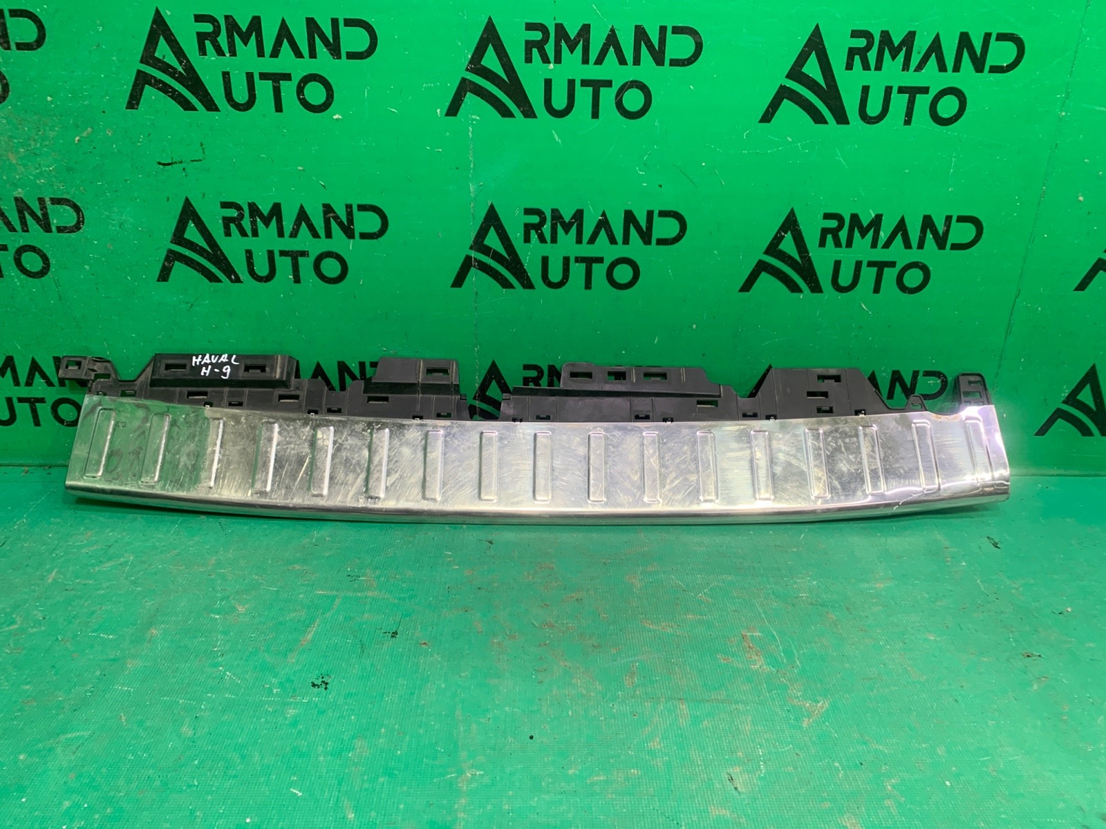 ハル様 專用ページ Накладка бампера задняя HAVAL H9 2014 1 2804110xkv08a купить Б/У
