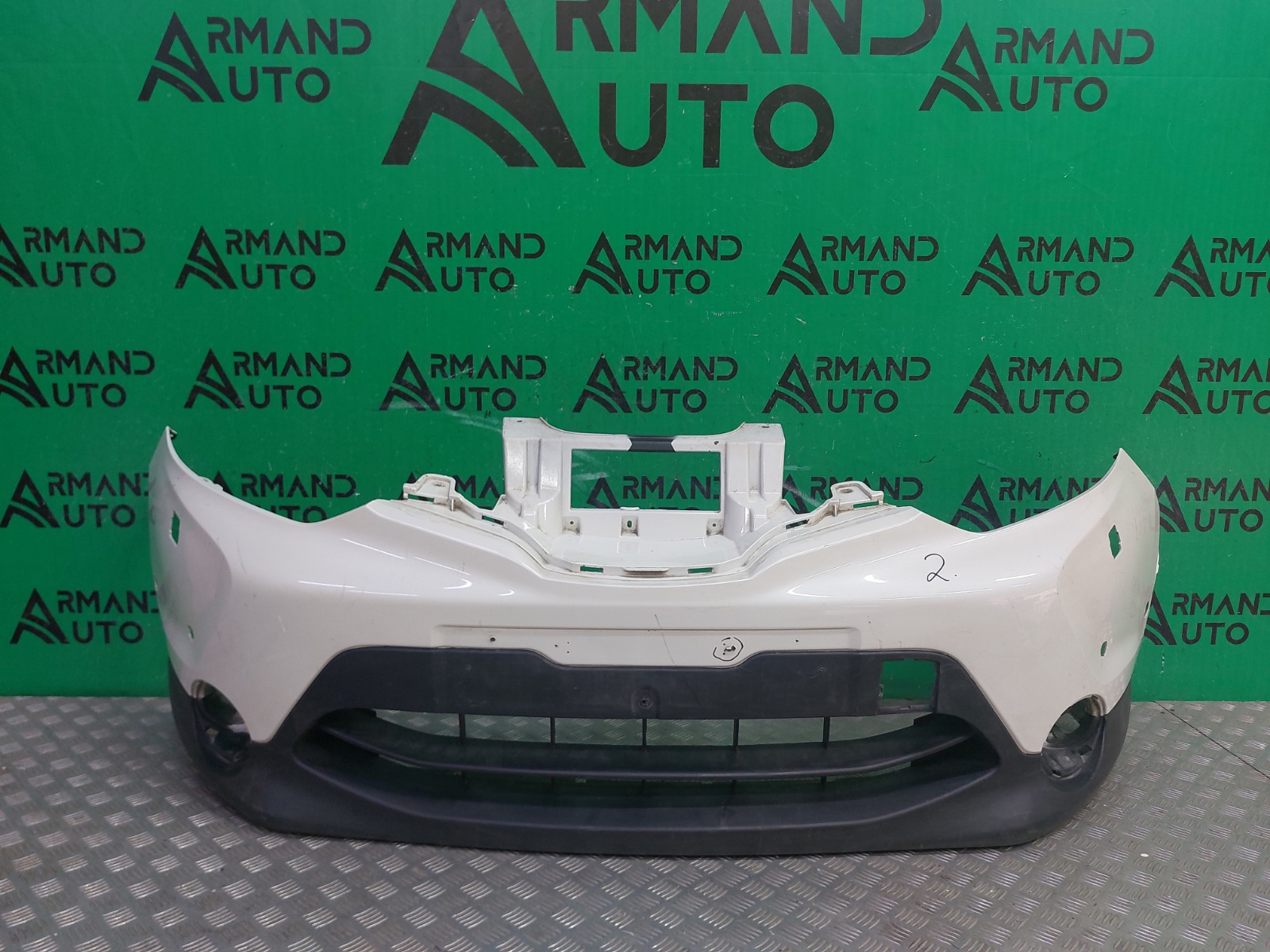 Бампер передний Nissan Qashqai 2013-2019 2 j11 62022BM92H Б/У