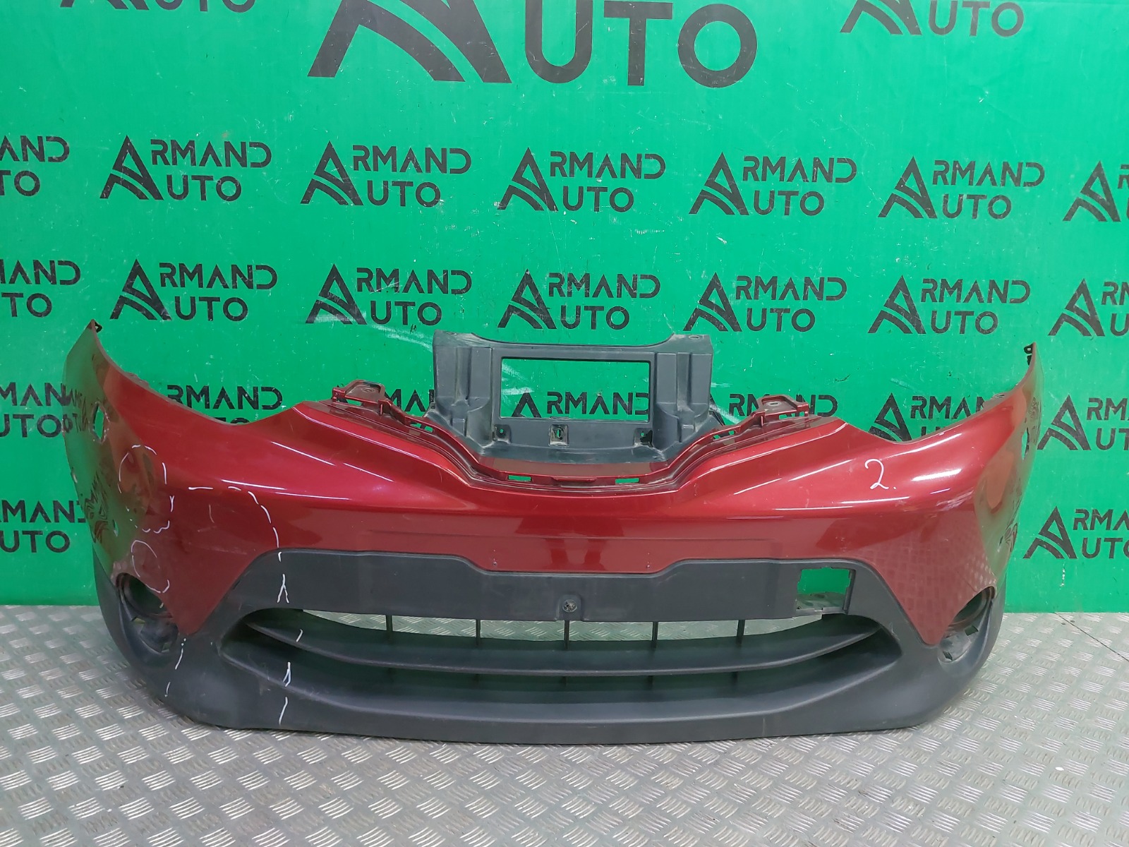 Бампер передний Nissan Qashqai 2013-2019 2 j11 62022BM92H Б/У