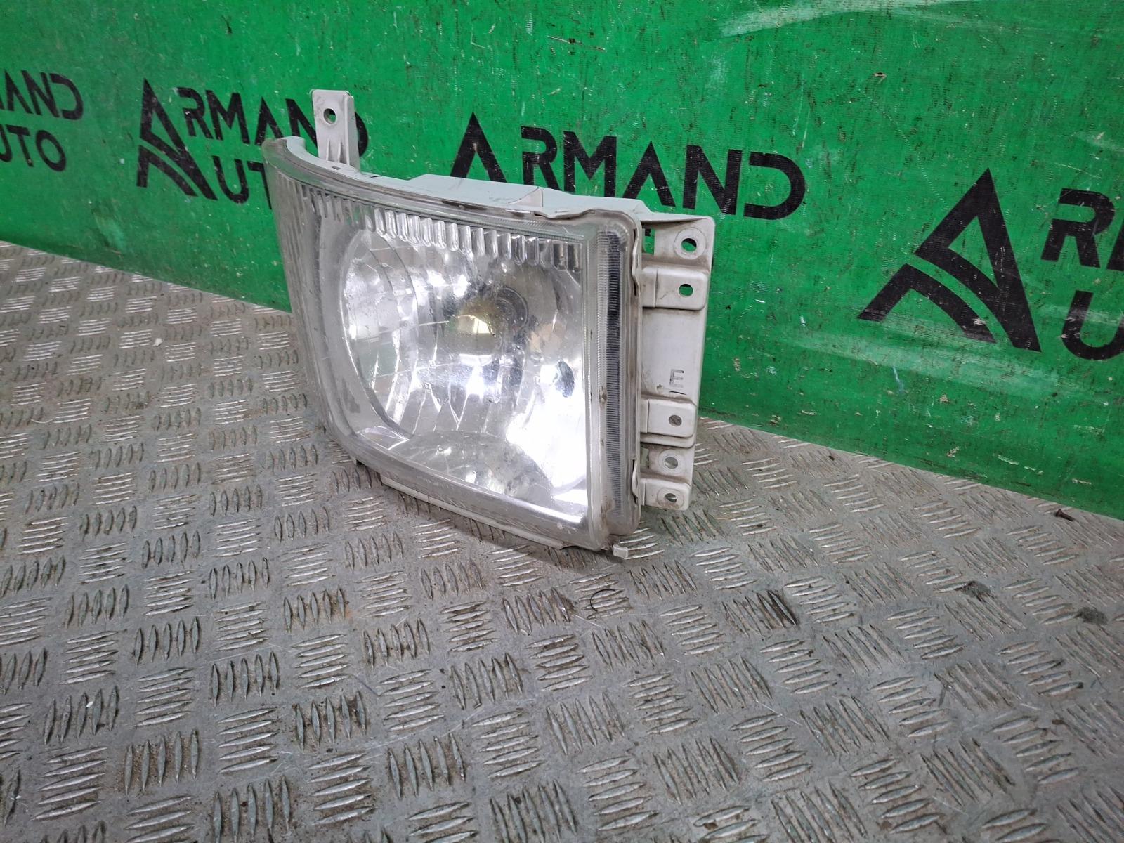 Фара правая Isuzu Elf 700P 1