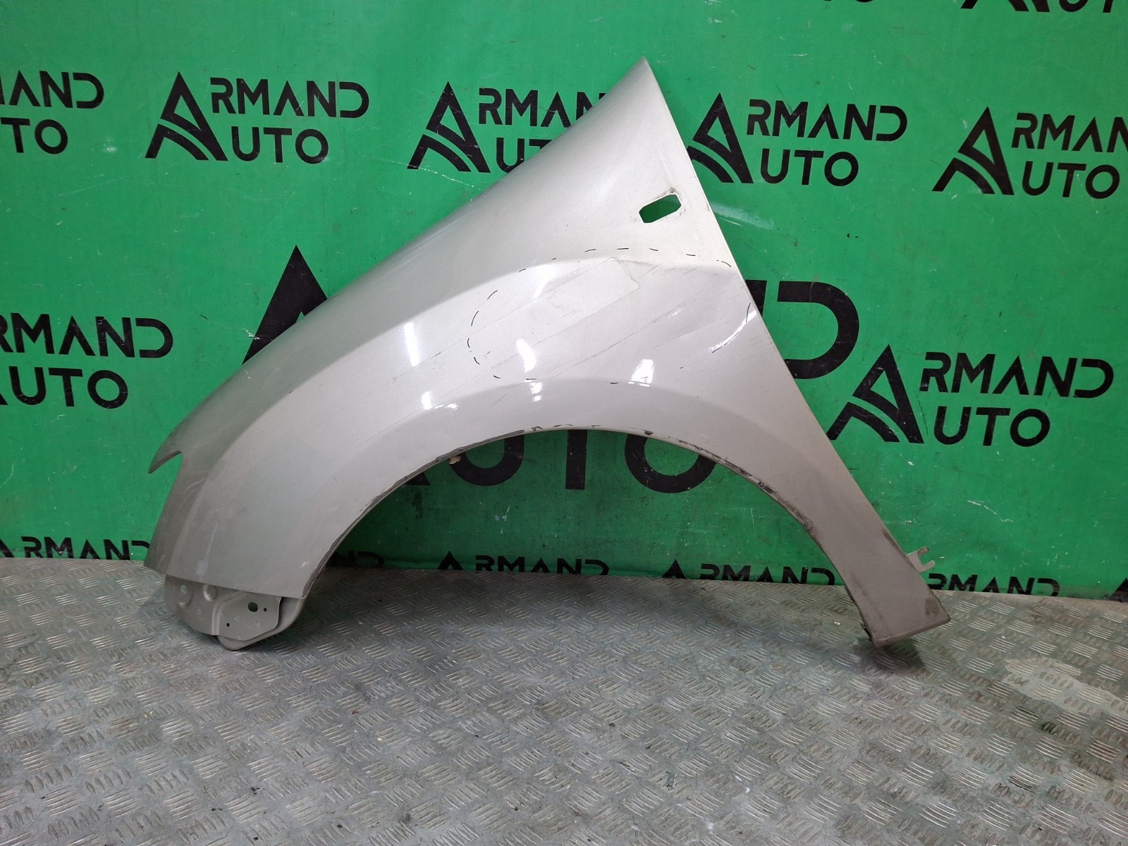 Крыло переднее левое Renault Logan 2012-2022 2 631011924R новая
