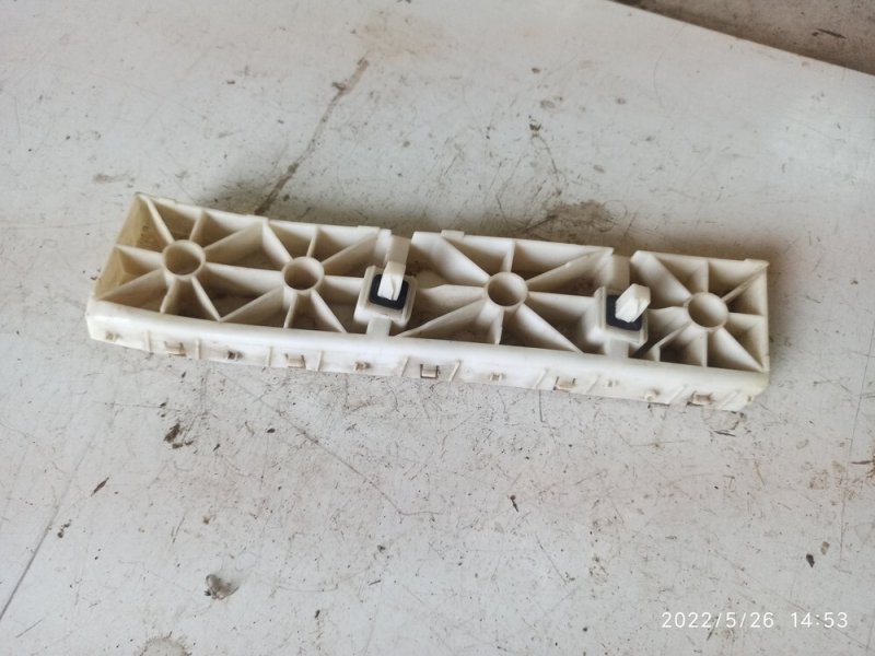 Кронштейн бампера задний левый QX70 S51 Кронштейн бампера задний левый QX70 S51