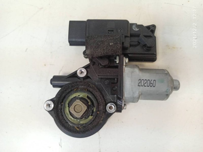 Моторчик стеклоподъемника передний правый QX70 2008-2017 S51 Моторчик стеклоподъемника передний правый QX70 2008-2017 S51