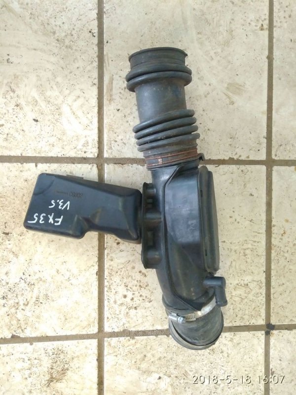Резонатор воздушного фильтра FX45 2003-2007 S50