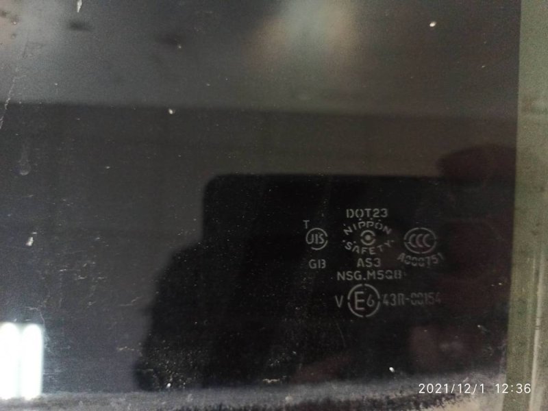 Стекло двери заднее левое QX70 2008-2017 S51