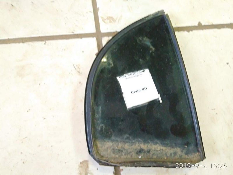 Стекло двери глухое заднее правое Honda Civic 2006-2011 73405SNBE00 Б/У