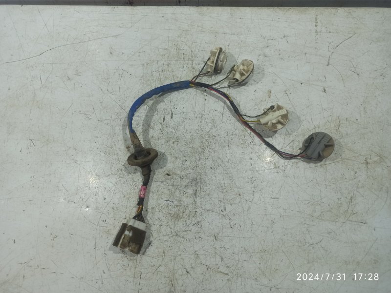 Проводка фонаря задняя Chevrolet LACETTI 2005 УНИВЕРСАЛ F16D3 Б/У