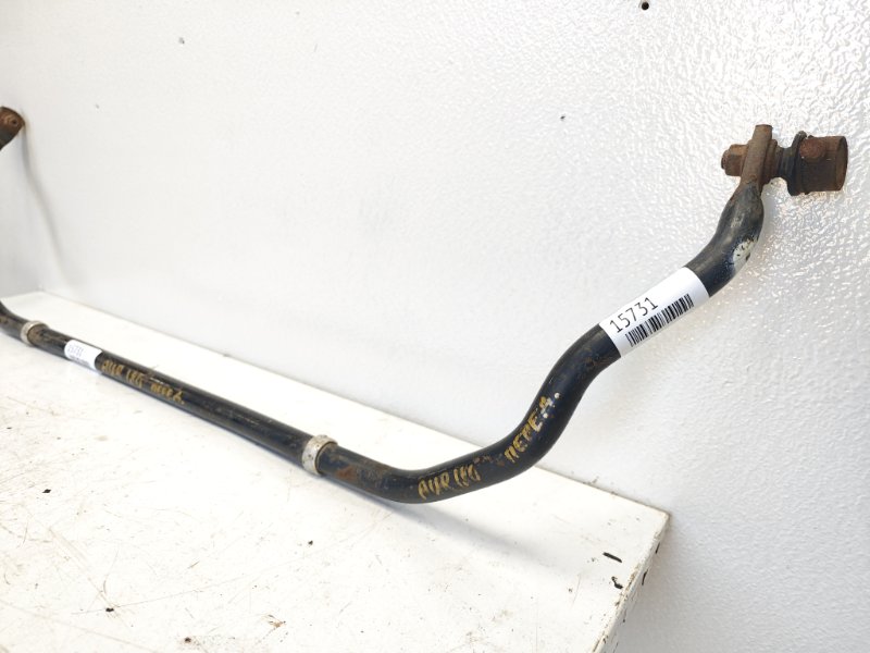 Стабилизатор подвески передний Toyota Corolla E180