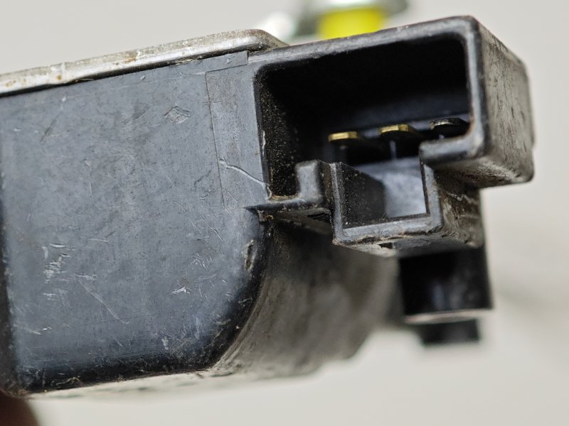 Замок багажника Lancer 10 2007-2017