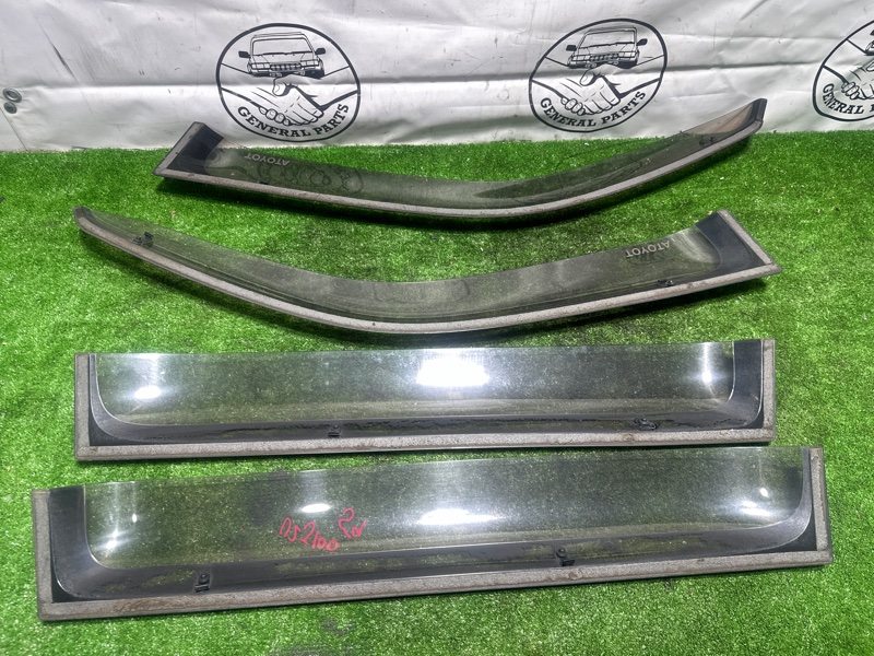 Ветровик на дверь Land Cruiser 2001 UZJ100 2UZ