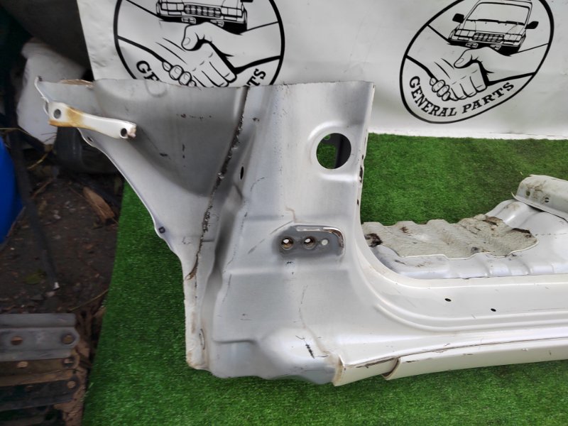 Порог кузова левый Land Cruiser Cygnus 2003 UZJ100 2UZ Порог кузова левый Land Cruiser Cygnus 2003 UZJ100 2UZ