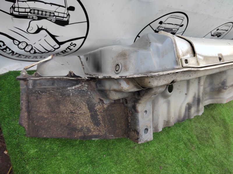 Порог кузова левый Land Cruiser Cygnus 2003 UZJ100 2UZ Порог кузова левый Land Cruiser Cygnus 2003 UZJ100 2UZ