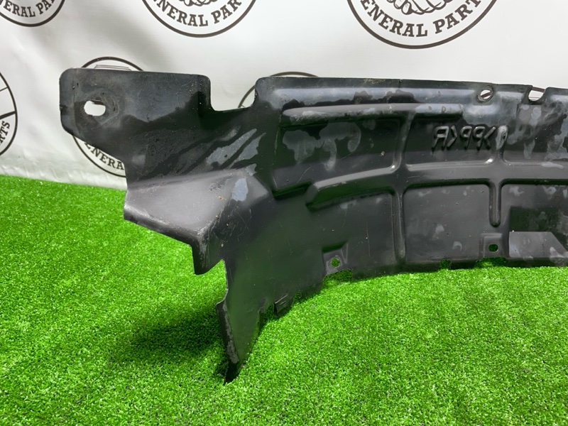 Подкрылок передний правый Bighorn 2001 UBS26 6VE1 Подкрылок передний правый Bighorn 2001 UBS26 6VE1