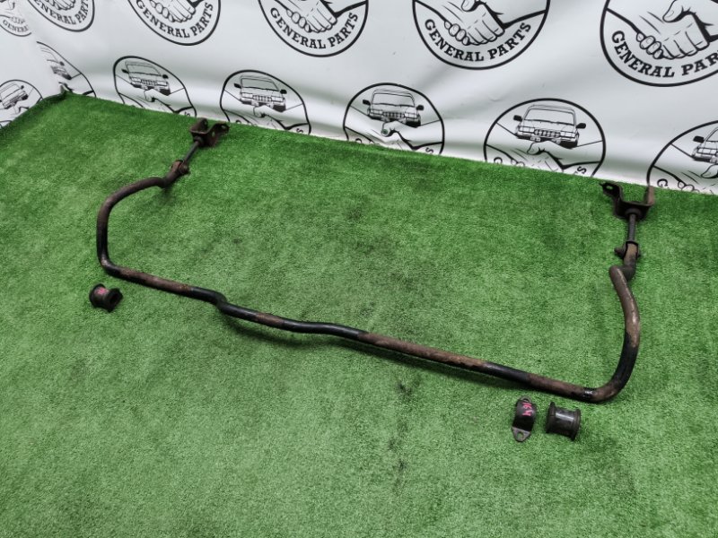 Стабилизатор задний Toyota Land Cruiser UZJ100 2UZ