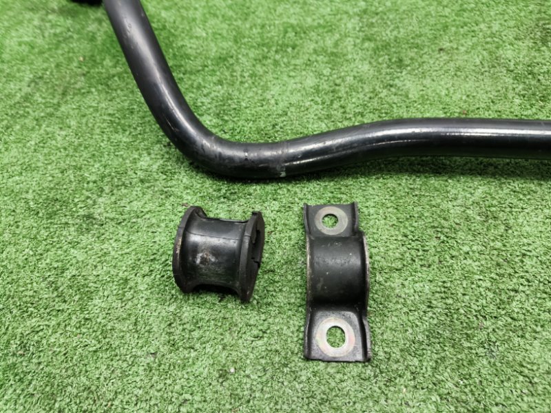 Стабилизатор передний Delica 2002 PD6W 6G72