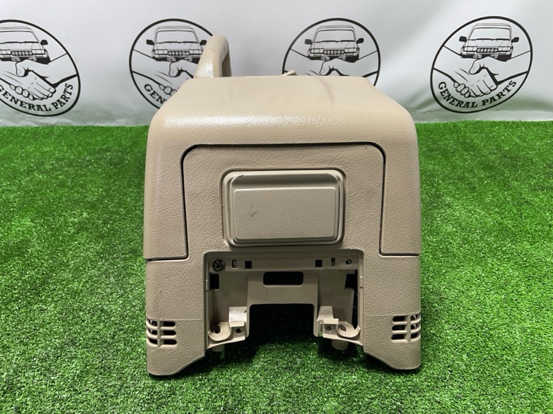 Бардачок между сиденьями Bighorn 2001 UBS26 6VE1 Бардачок между сиденьями Bighorn 2001 UBS26 6VE1